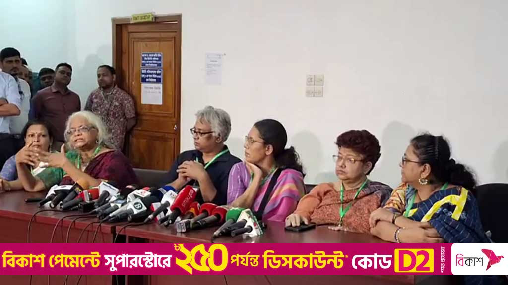 ‘ভুলত্রুটি’ দেখলেও ডাকসু নির্বাচন ‘অগ্রহণযোগ্য’ বলছে না শিক্ষক নেটওয়ার্ক