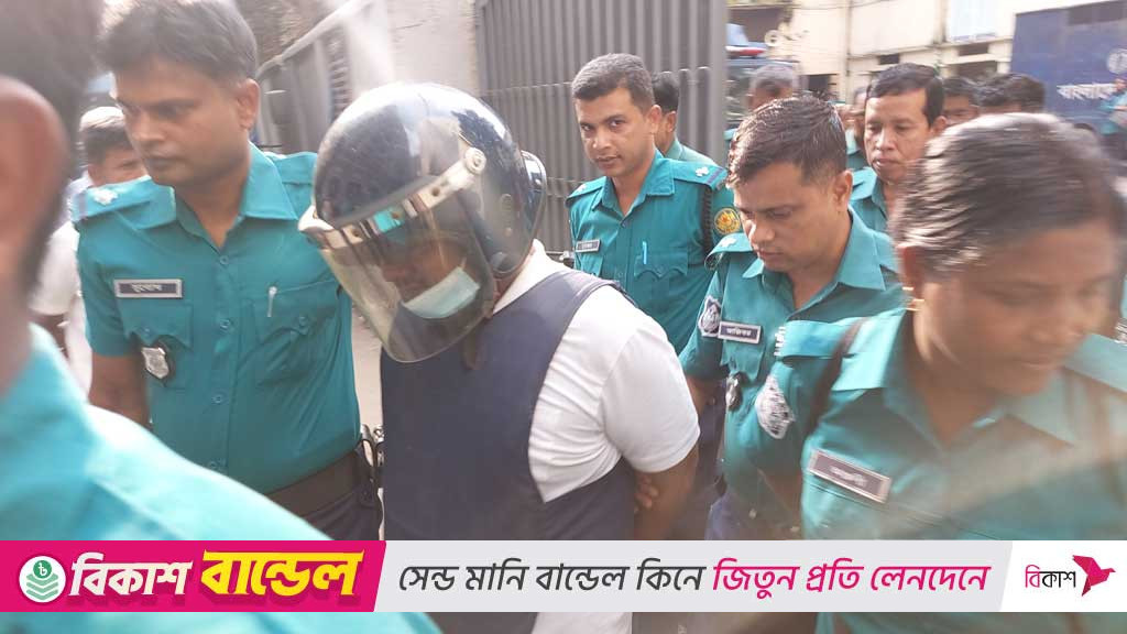 বাংলামোটরে মিছিল: আওয়ামী লীগ নেতা কামরুজ্জামান কারাগারে