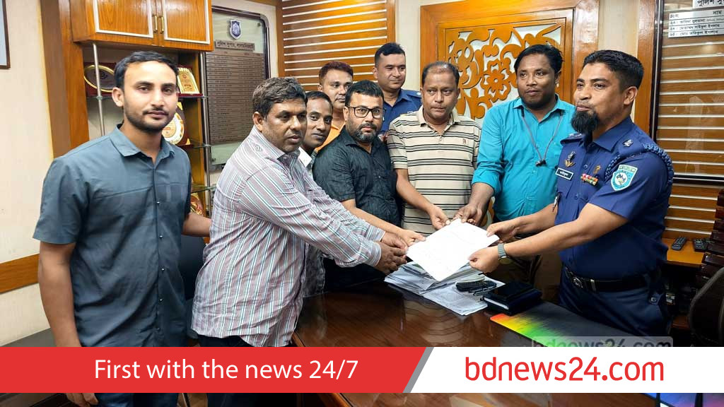 লালমনিরহাটে সাংবাদিকদের নামে হওয়া মামলা প্রত্যাহারের দাবি