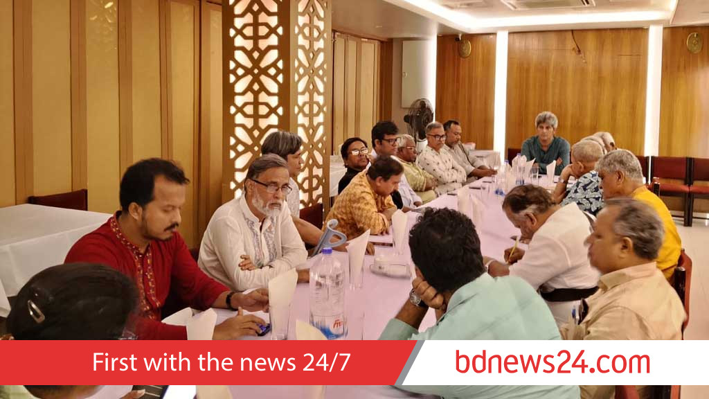 জুলাই সনদ: ‘মতানৈক্য দূর করতে’ গণতন্ত্র মঞ্চ ও বামপন্থি ৫ দলের বৈঠক