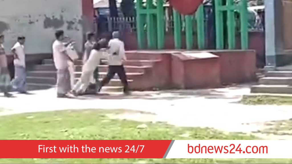 গৌরীপুরে নিজ প্রতিষ্ঠানে অধ্যক্ষকে লাঞ্ছিত করার অভিযোগ