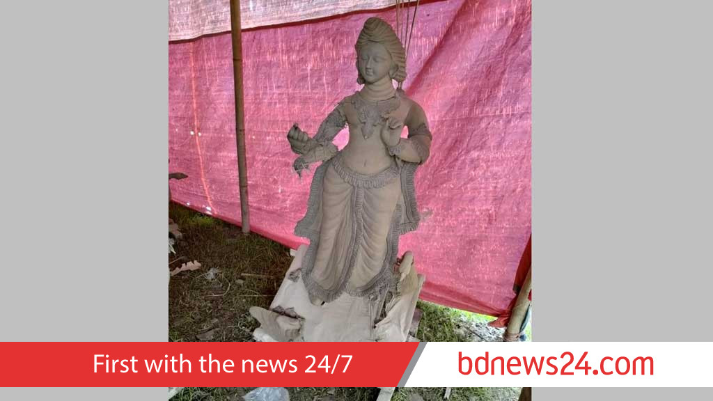 নেত্রকোণায় গভীর রাতে দুর্গা পূজার প্রতিমা ভাঙচুর