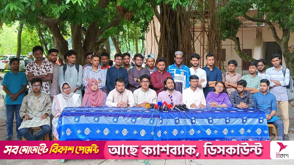 রাকসুতে সাবেক সমন্বয়কদের প্যানেল, ‘ডামি’ কিনা, প্রশ্ন