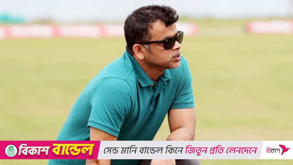 নির্বাচকের দায়িত্ব ছেড়ে বিসিবি নির্বাচনে রাজ্জাক