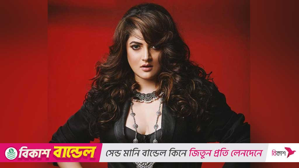 জেন-জিদের যে পরামর্শ দিলেন শ্রাবন্তী