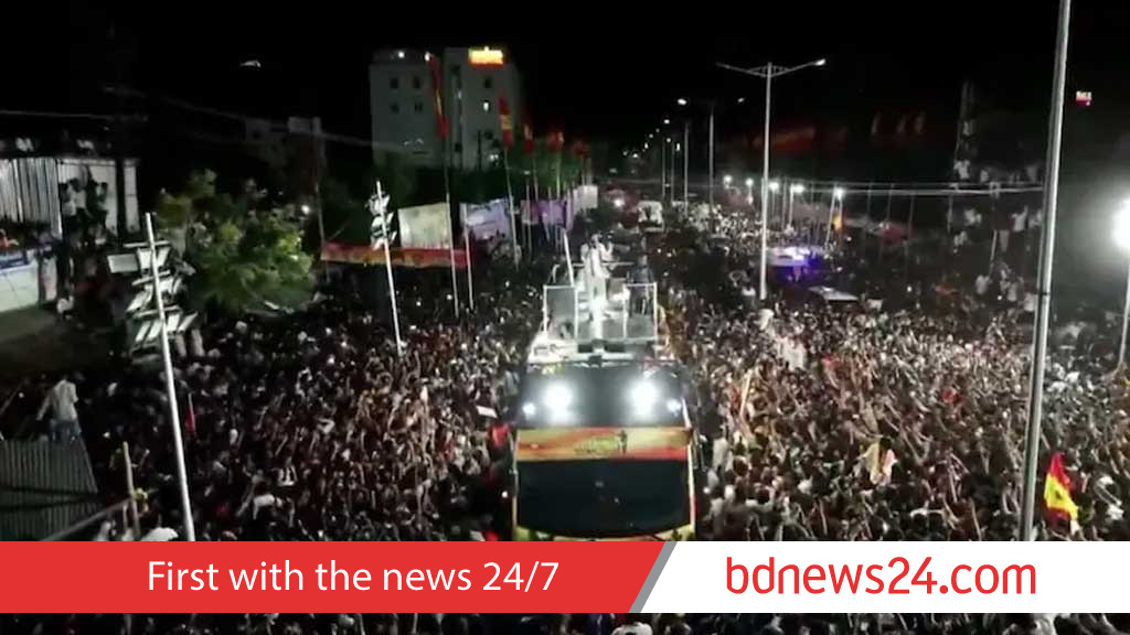 তামিলনাডুতে অভিনেতা-রাজনীতিক বিজয়ের সমাবেশে পদদলিত হয়ে ৩৪ জনের মৃত্যু