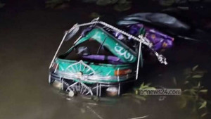 নোয়াখালীতে অটোরিকশা ধান ক্ষেতে, প্রাণ গেল নারীর, আহত ৪