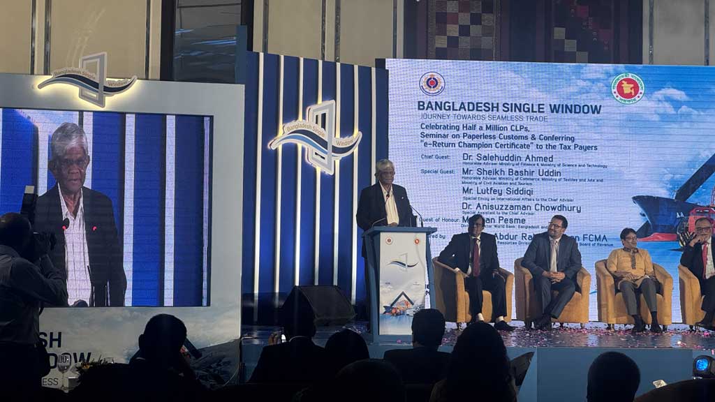 Katta tabiiy kokraklar bilan jinsiy aloqa