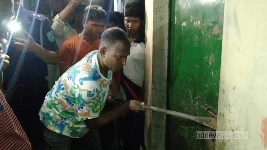 আশুলিয়ায় স্ত্রী-সন্তানকে হত্যার পর যুবকের আত্মহত্যা: পুলিশ