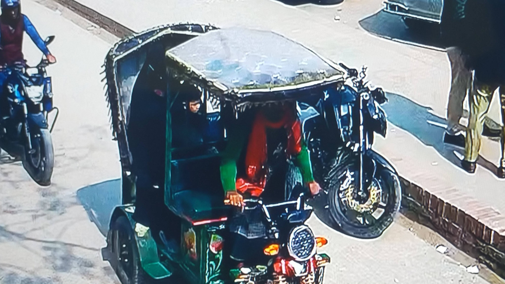 মুগদা থেকে অপহৃত শিশুটি গাইবান্ধায় উদ্ধার