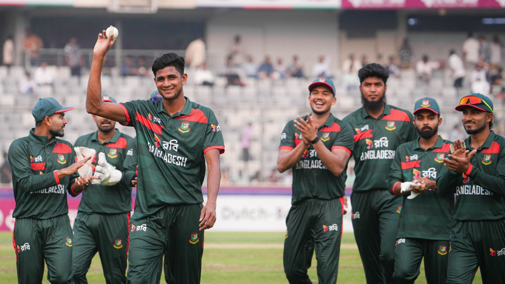 নাহিদ রানার আগুনে বোলিংয়ে পুড়ল পাকিস্তান