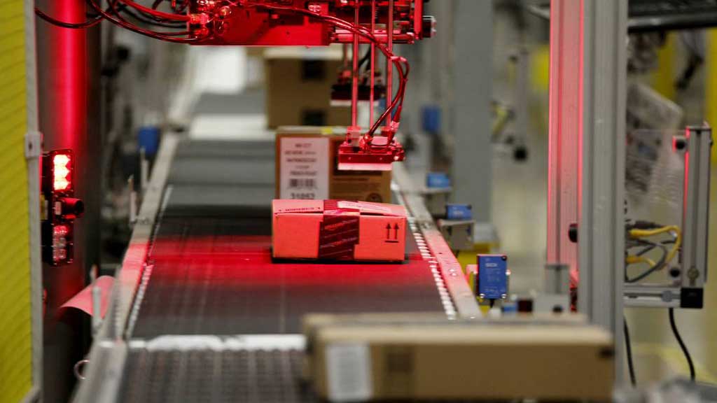 World's biggest Amazon warehouse raises fears over toxic air