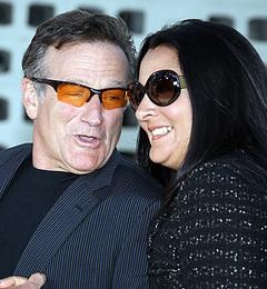 Comedian Robin Williams' wife files for divorce