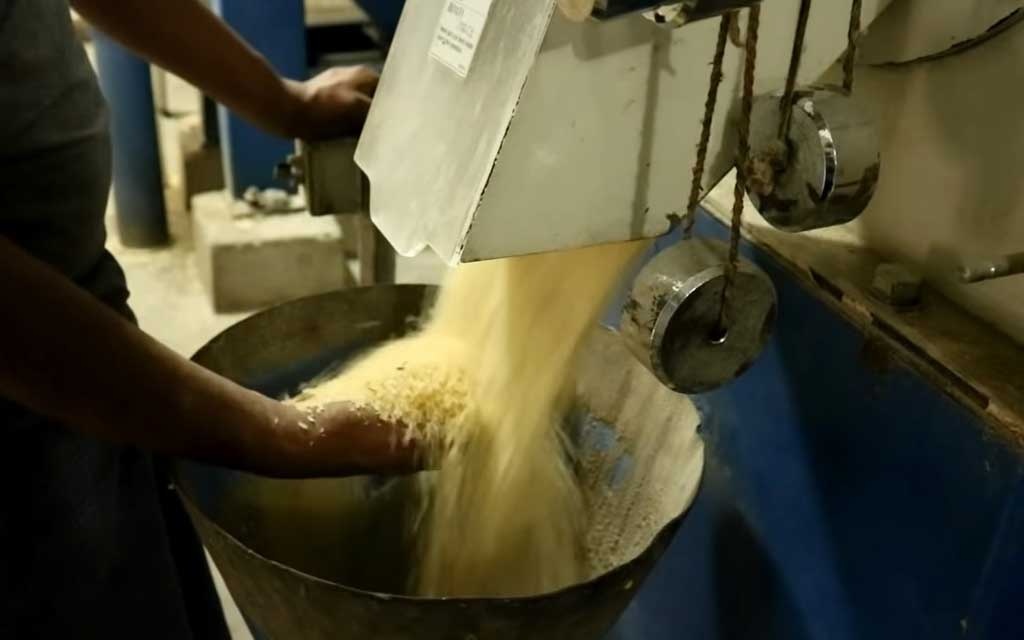 Hand processing rice