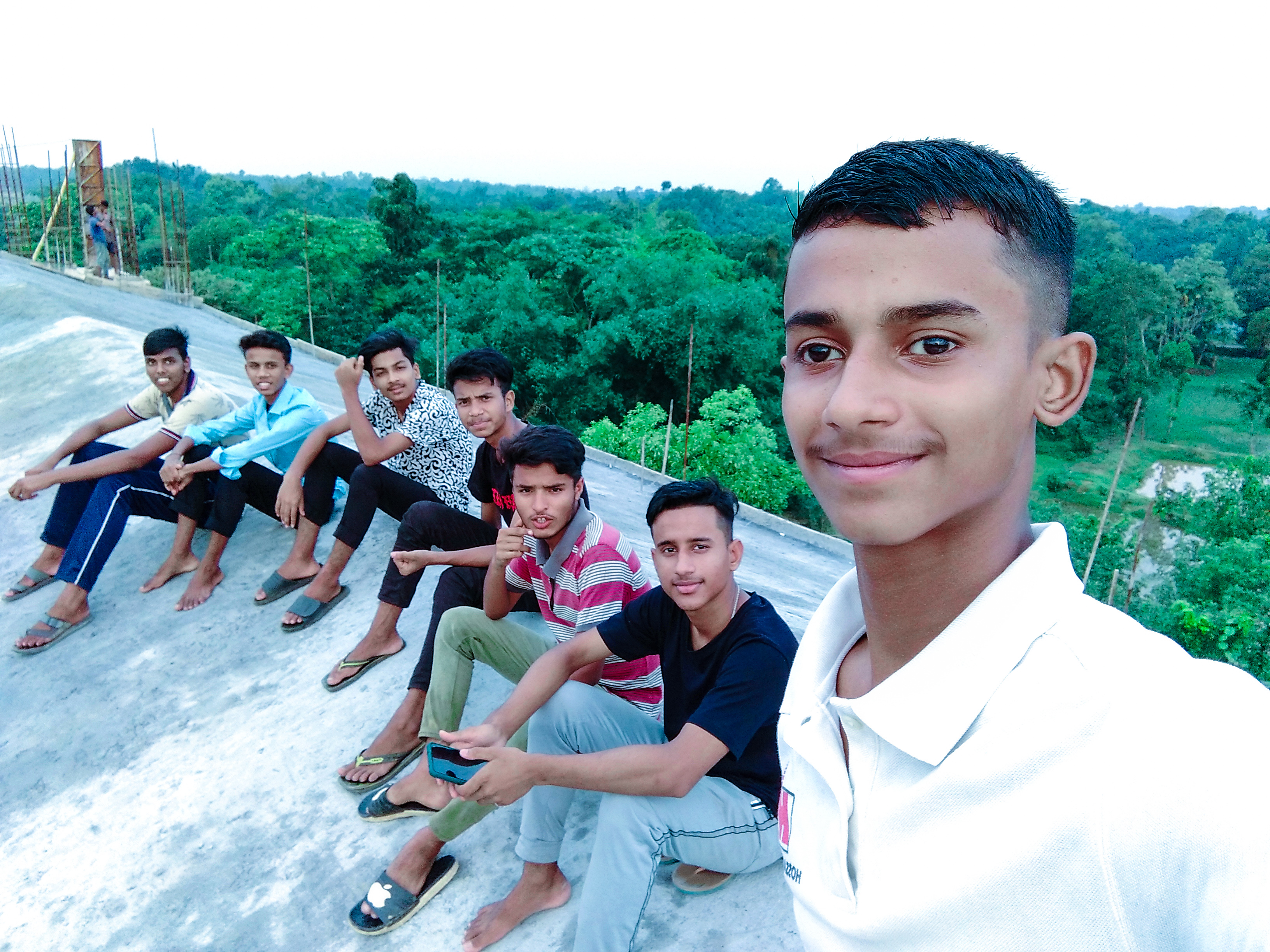 বিপদের বন্ধুই আসল