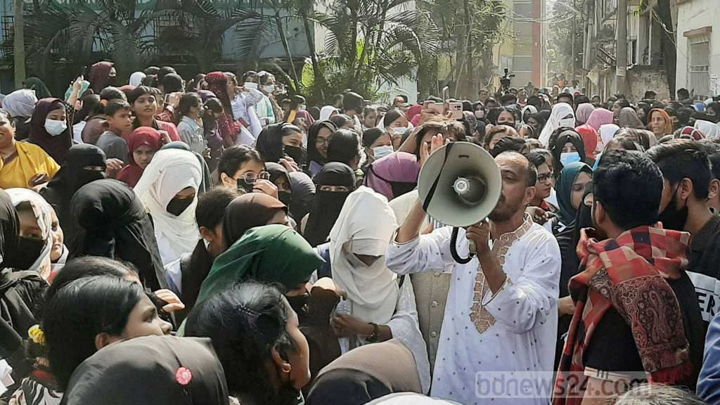 Qozoq yigitlari jinsiy aloqa Nijnevartovsk ayollar uchun porno