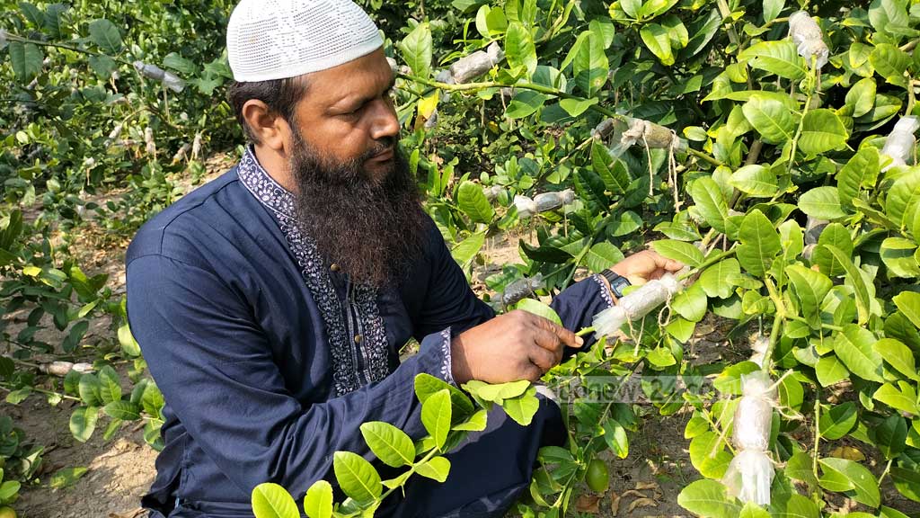 Squirting orgazm haqida film onlayn