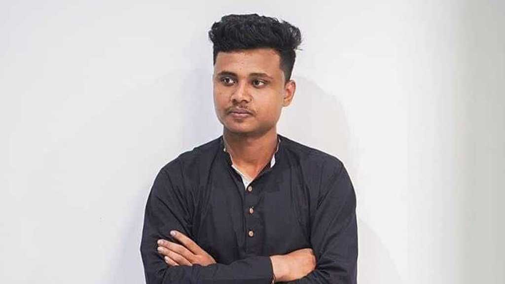 চট্টগ্রামে সড়কের পাশে পড়েছিল তরুণের লাশ