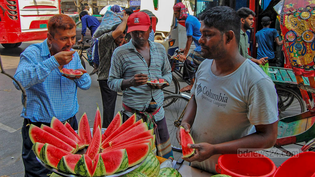 গরমে তৃষ্ণা নিবারণ