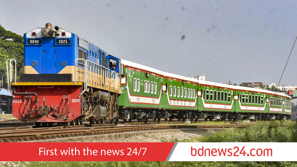 Government charters 16 special trains to bring people to Dhaka on Aug 5 for July Proclamation event