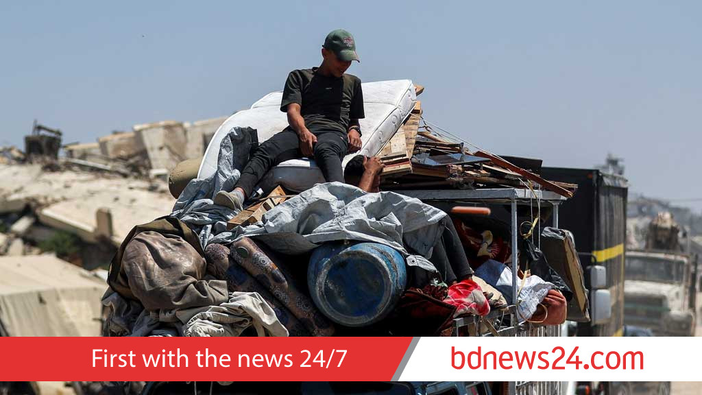 Thousands of Palestinians leave Gaza City