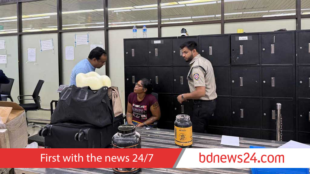 Guyanese woman caught smuggling cocaine into Dhaka