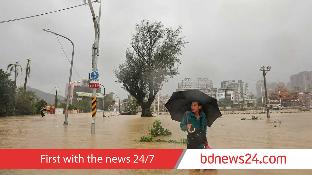 Southern Taiwan lashed by torrential rain, four dead, more than 5,900 evacuated