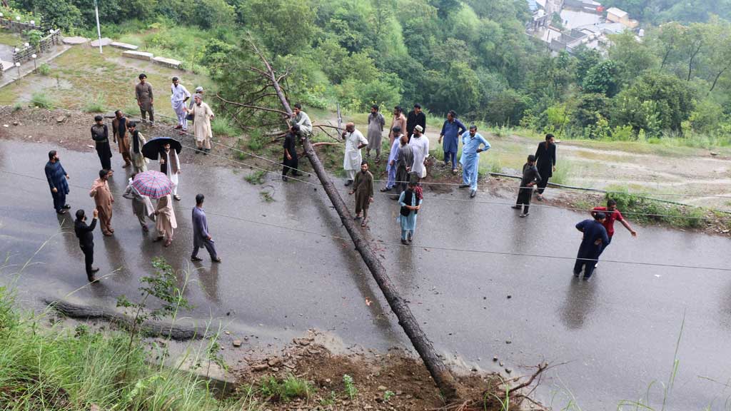 Nearly 20,000 people killed in heavy rain, floods in Pakistan