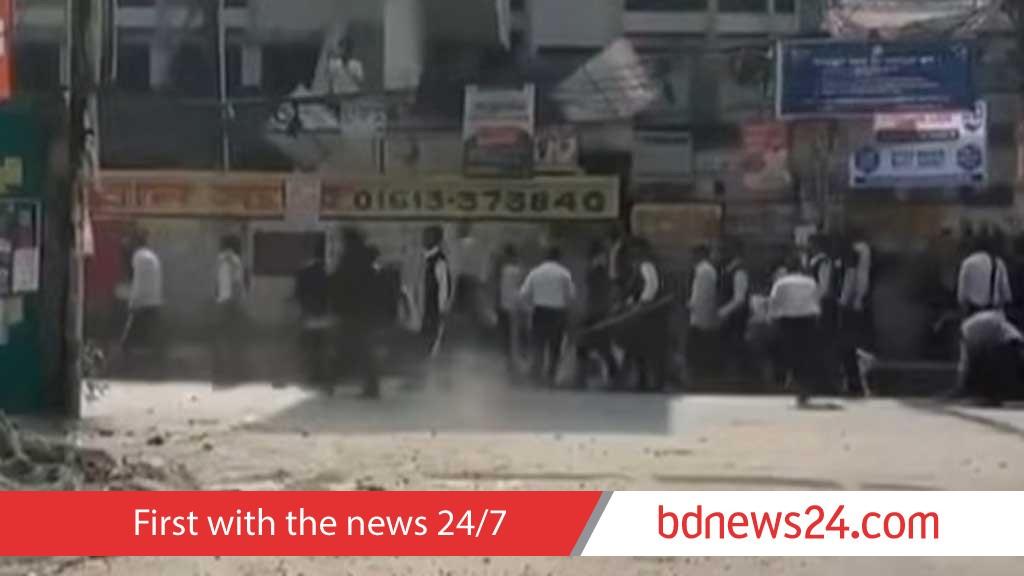 Dhaka College, Ideal College students clash again