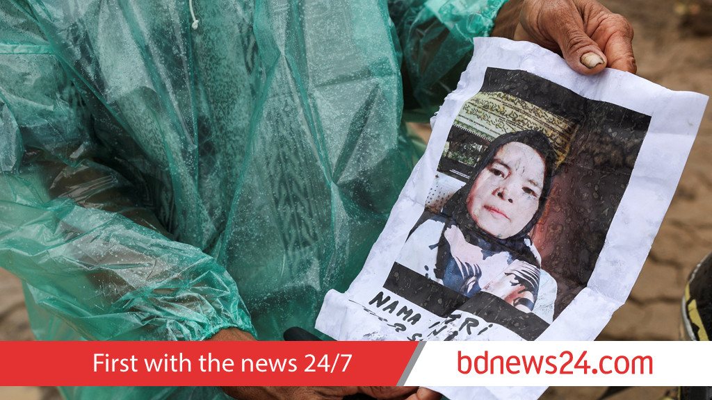 Indonesian man's hopes of finding missing wife fade after flood disaster