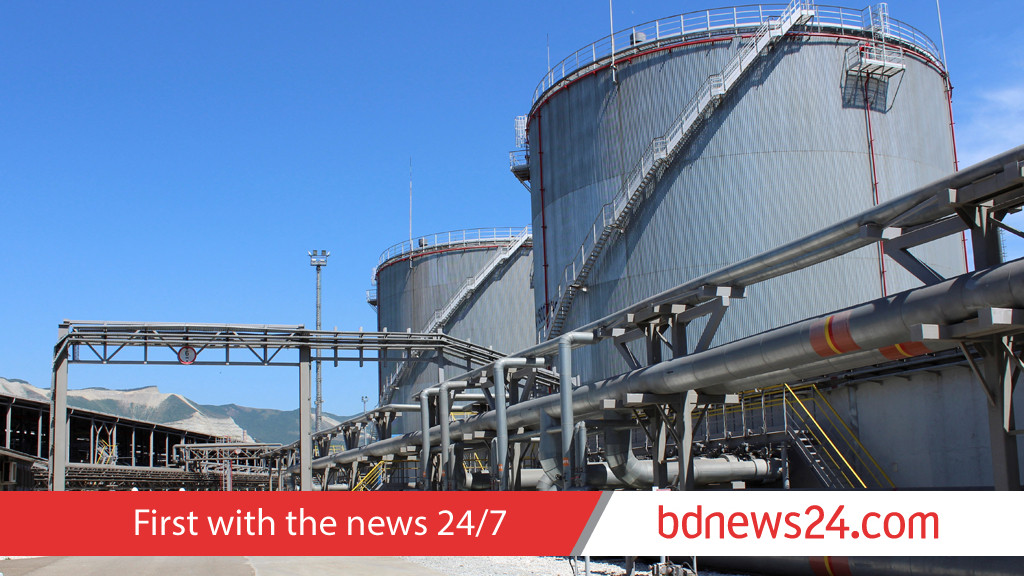 Kazakhstan tells Ukraine to stop attacking oil terminal