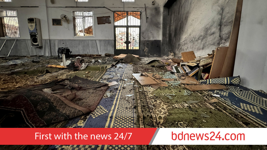 8 killed in explosion at Syria’s Homs mosque