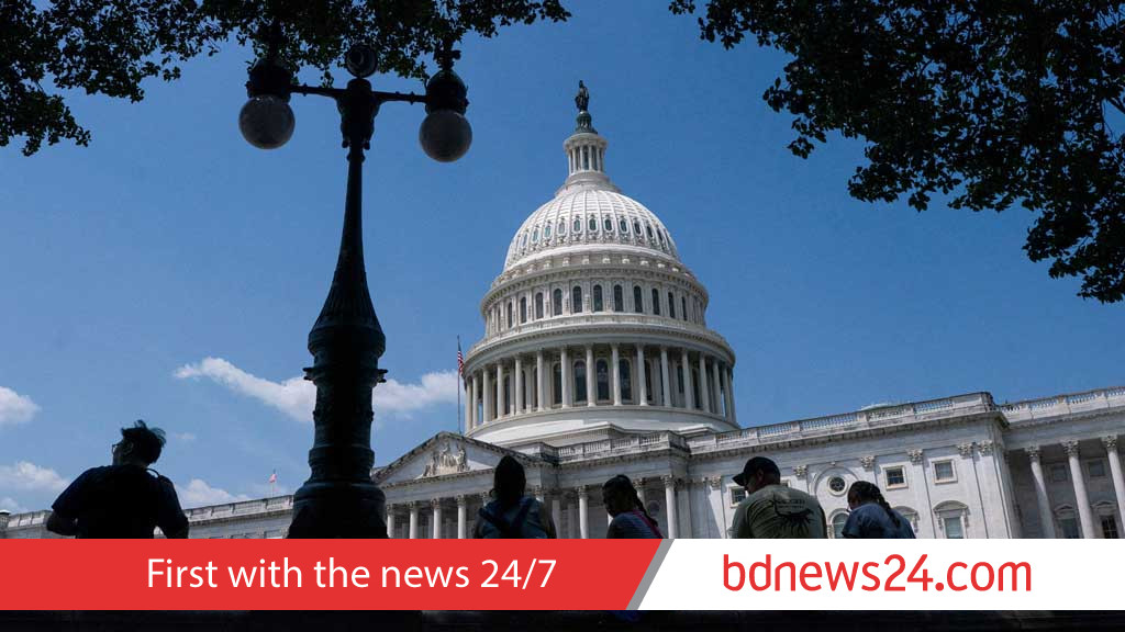 Senate tries to overcome infighting to pass Trump's $3.3tn bill