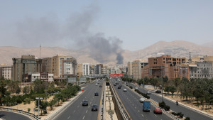 Iran oil doomsday in Hormuz may be more fear than reality