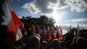 Pro-EU, MAGA visions clash in Poland's presidential runoff