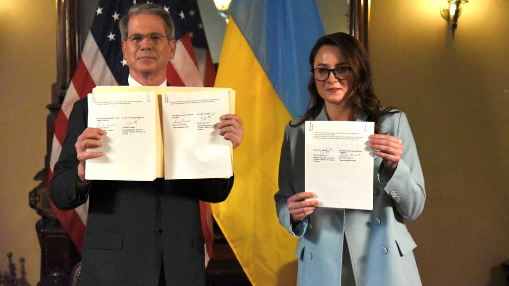 US says minerals deal will strengthen Trump in talks with Russia