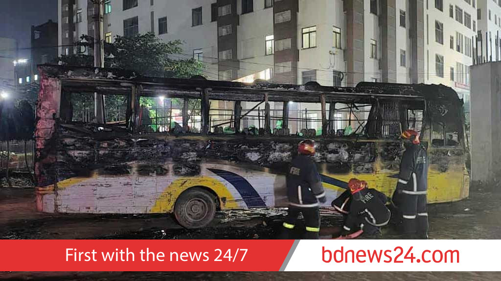 Parked bus torched in Dhaka’s Ashulia