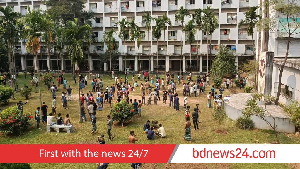 6 DU students hurt amid tremor panic