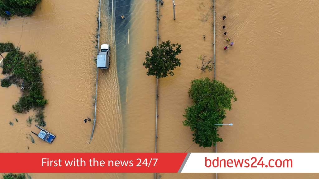 Thailand shifts gear in flood evacuation