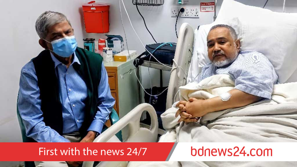 Fakhrul visits Taher in hospital