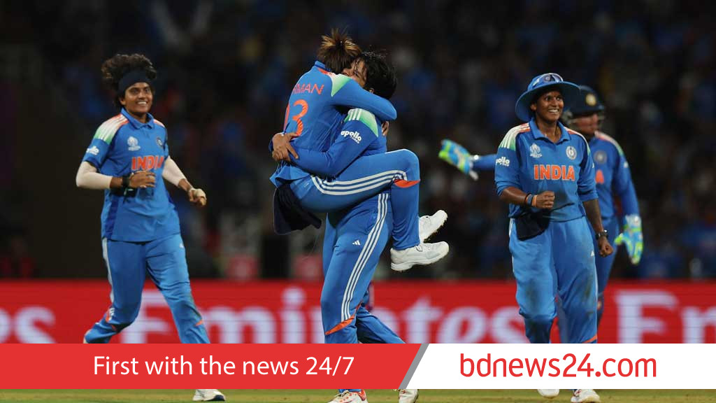 India beat S Africa to lift maiden Women's WC title