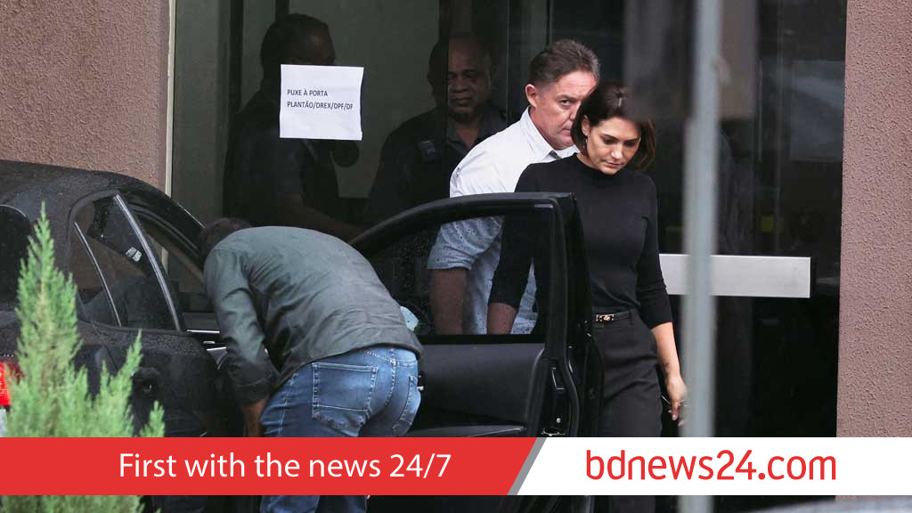 Medications made him tamper with tracking device, says Bolsonaro