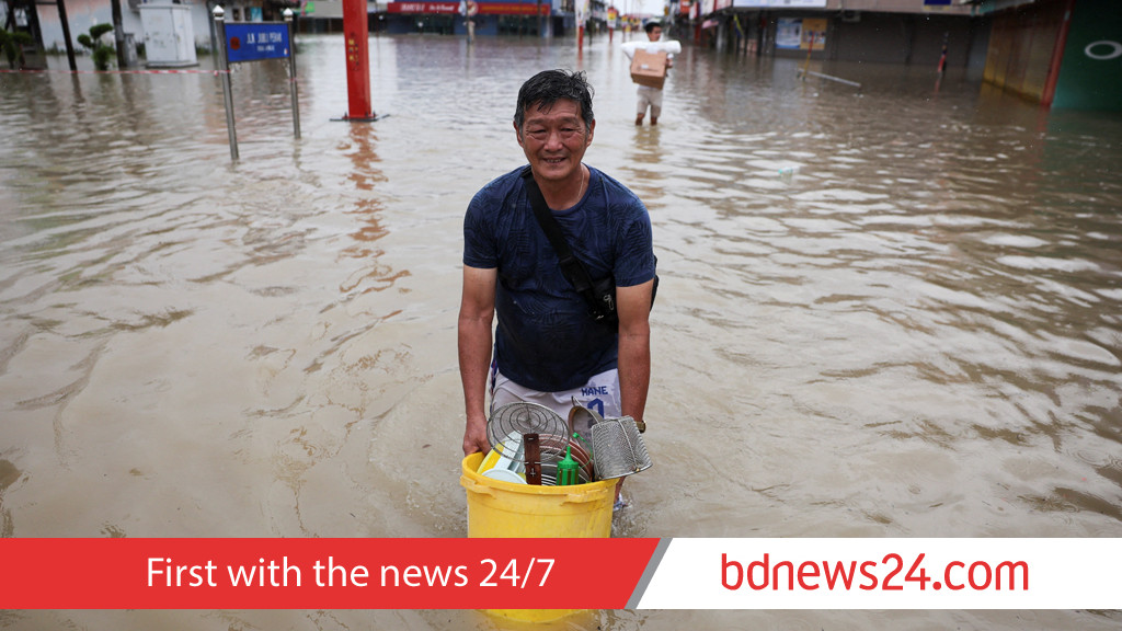 Malaysians recall race against rising waters after major flood