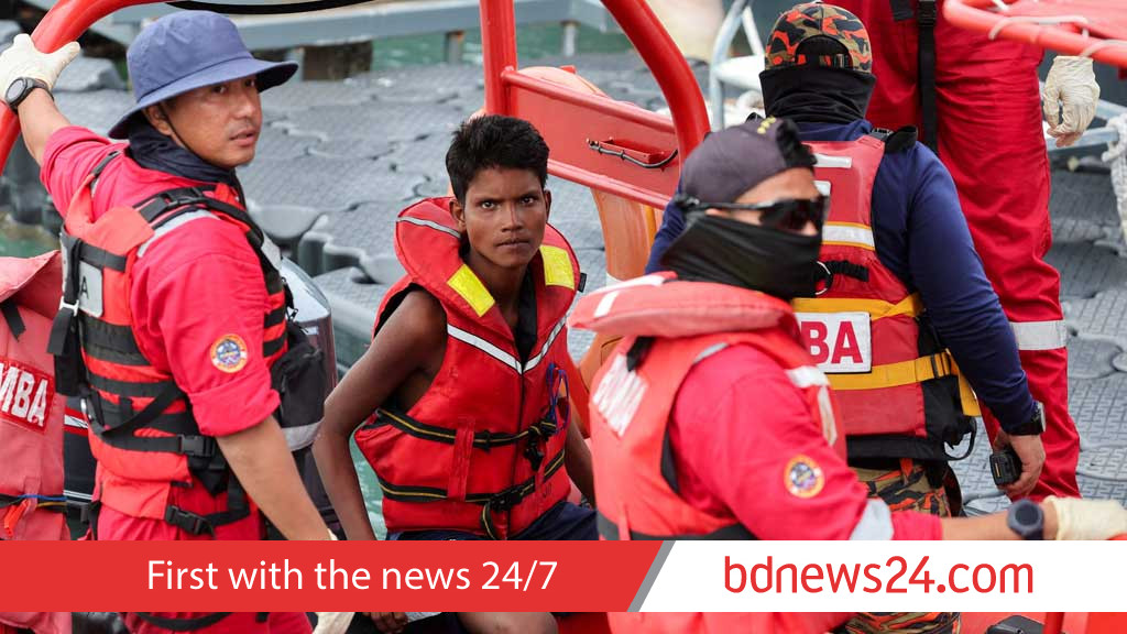 Malaysia, Thailand resume search for Rohingya missing in boat capsize