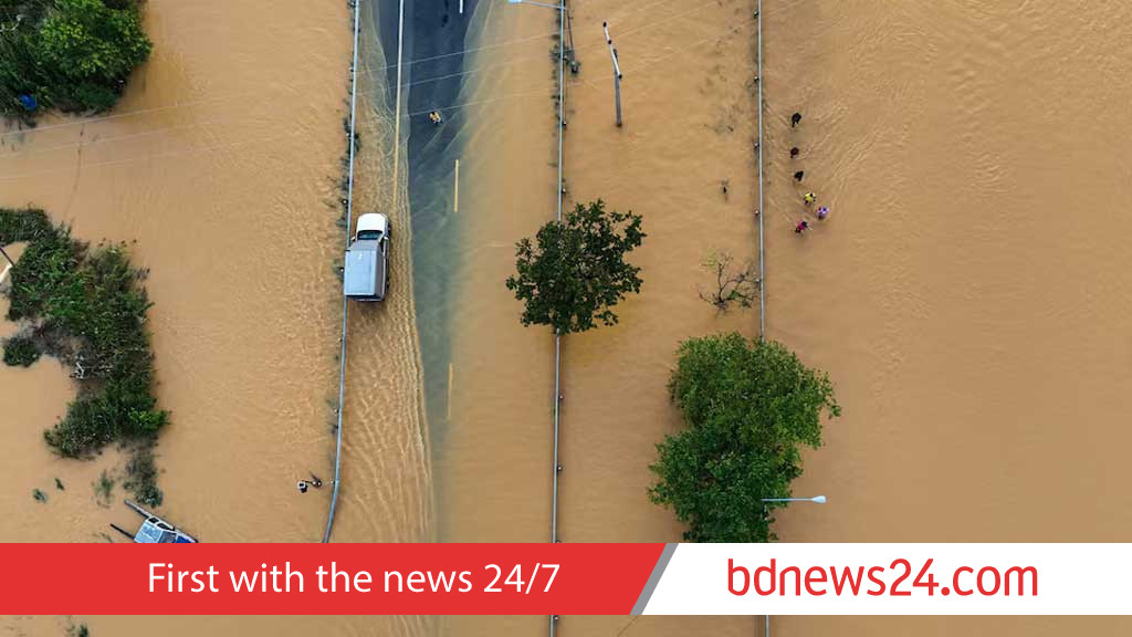 Indonesia, Thailand floods toll soars past 350