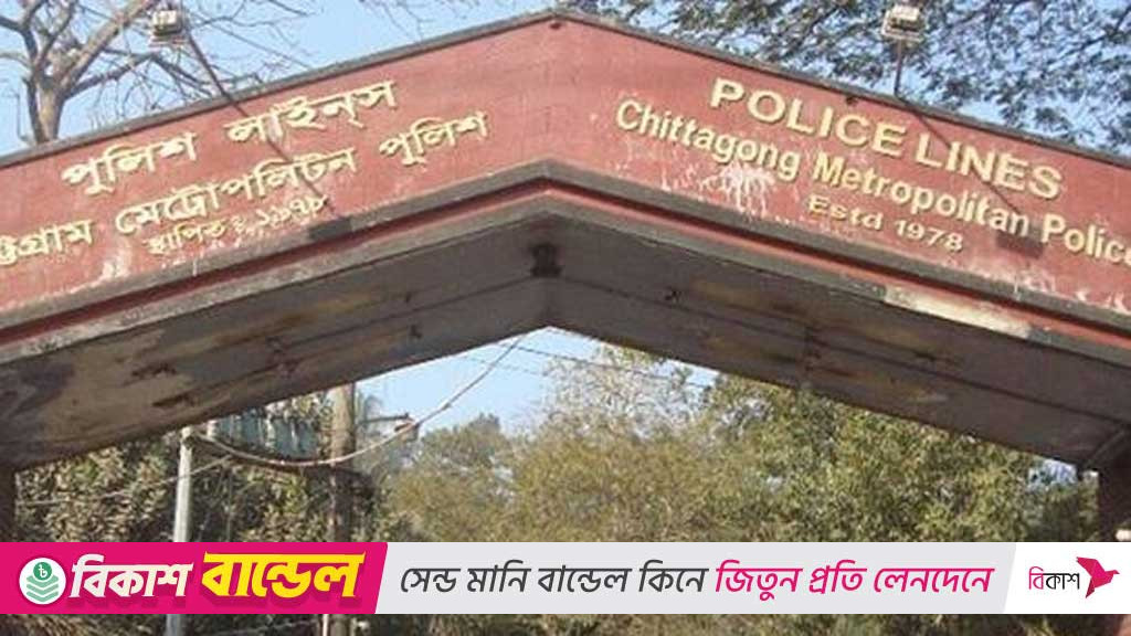 27 police officers injured as bus overturns in Chattogram police lines