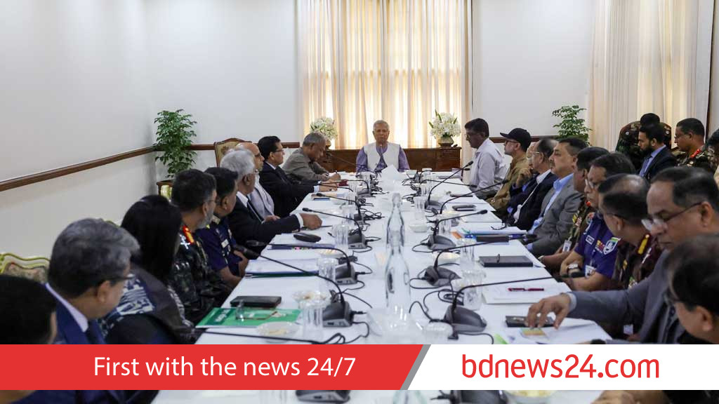 CA Yunus attends first high-level meeting on election preparations