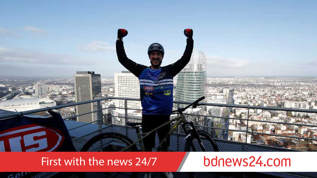 Social media star Fontenoy breaks world record cycling up Eiffel Tower
