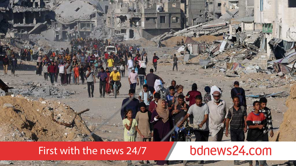 Gazans stream back home as Israel-Hamas ceasefire holds