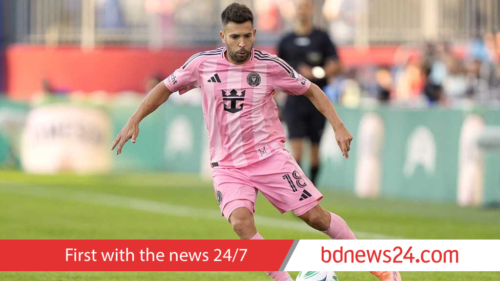 Former Barcelona defender Alba to retire at end of season
